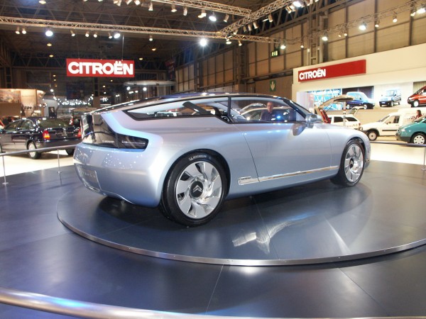 Citroen Concept Car Rear 